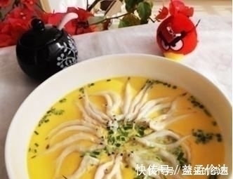 鸡蛋和此是天生一对,蒸一蒸防上火,蛋白质超过牛奶,比肉营养