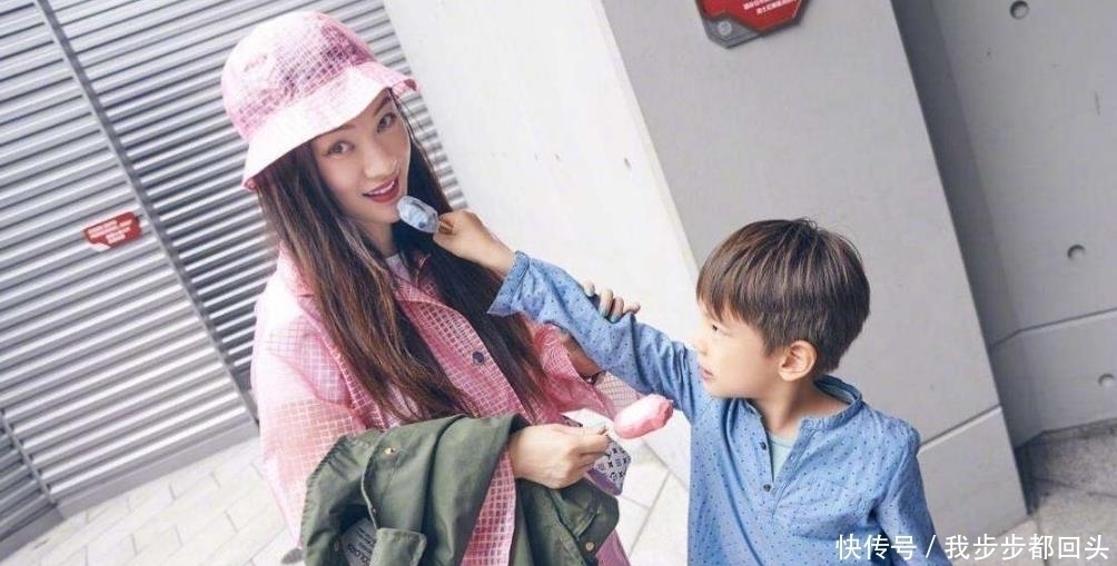 入园|晚一年上幼儿园的嗯哼,与按时去的诺一,如今两娃的优点肉眼可见