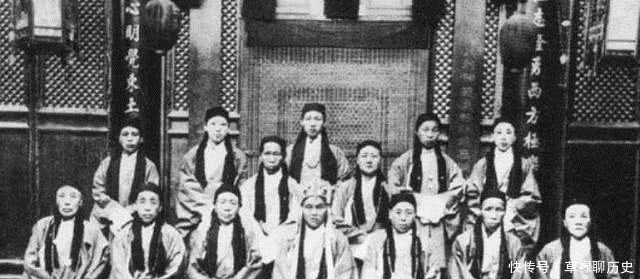 女子|欧洲巡回展出一女子遗体，引燃国民怒火：竟如此对待我们英雄