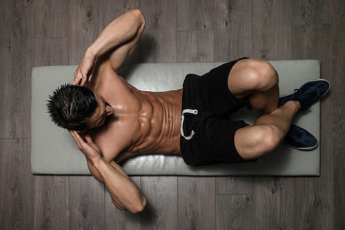 力量|腰腹力量太弱不用愁,四个动作帮你练就超强核心力量