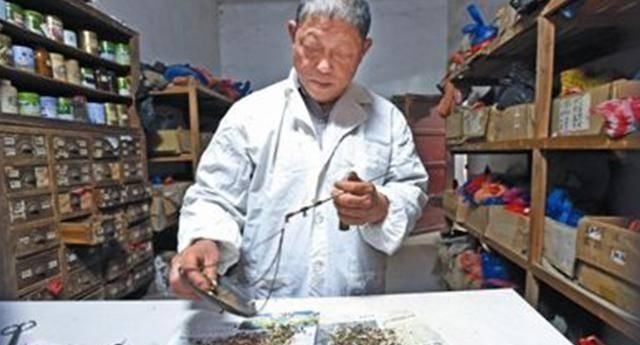 槟榔|健康养生之路:少碰3样食物,肝不养就很好!91岁老中医的忠告,一定得牢记