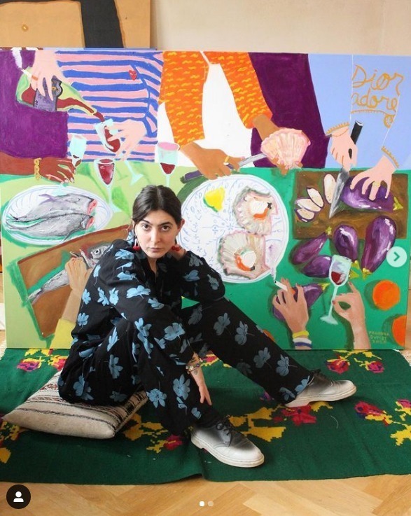 巨人国!她画油画,他做雕塑,这对艺术情侣直接建了一个“巨人国”