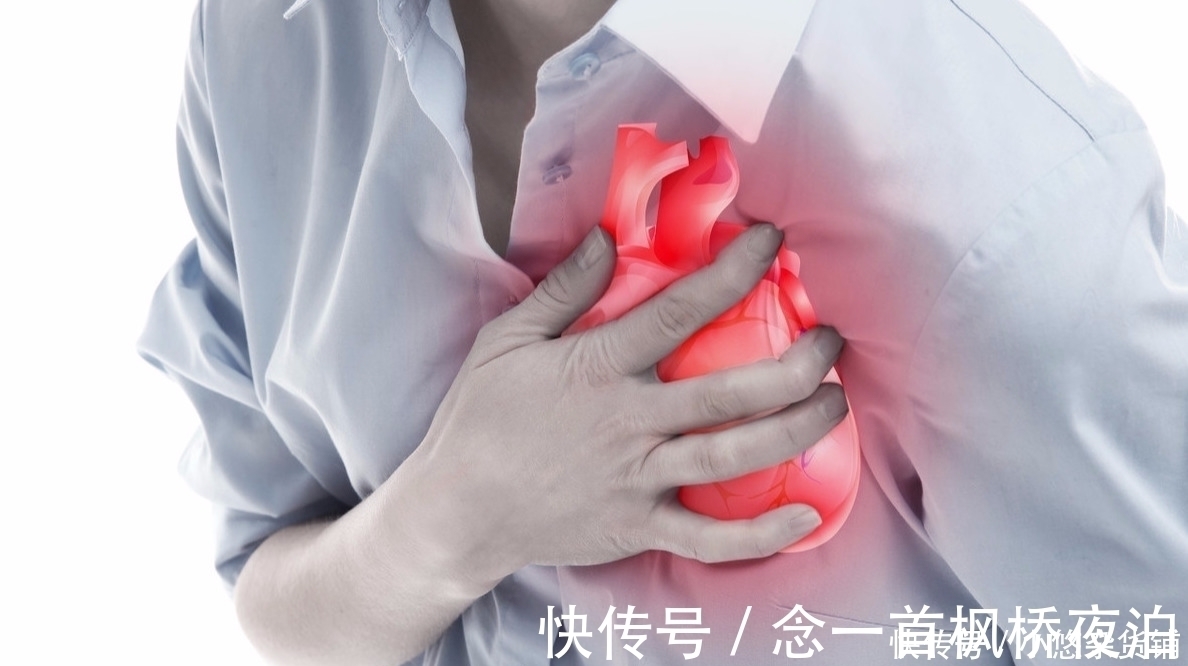 高抬脚时|不论男女,每天睡前抬腿15分钟,免费养生,7个好处不请自来