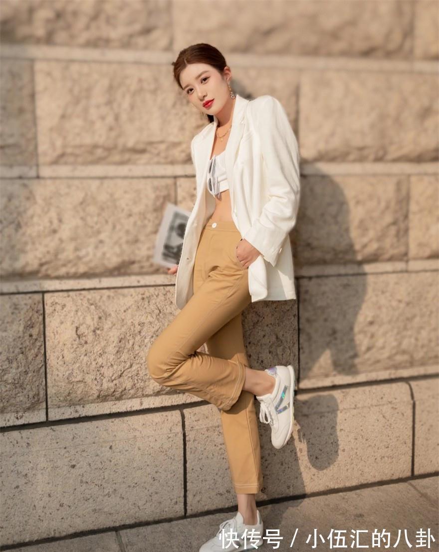 乐福鞋 真正时髦的女人,秋天都离不开这3双“鞋”,怎么搭都很高级气质