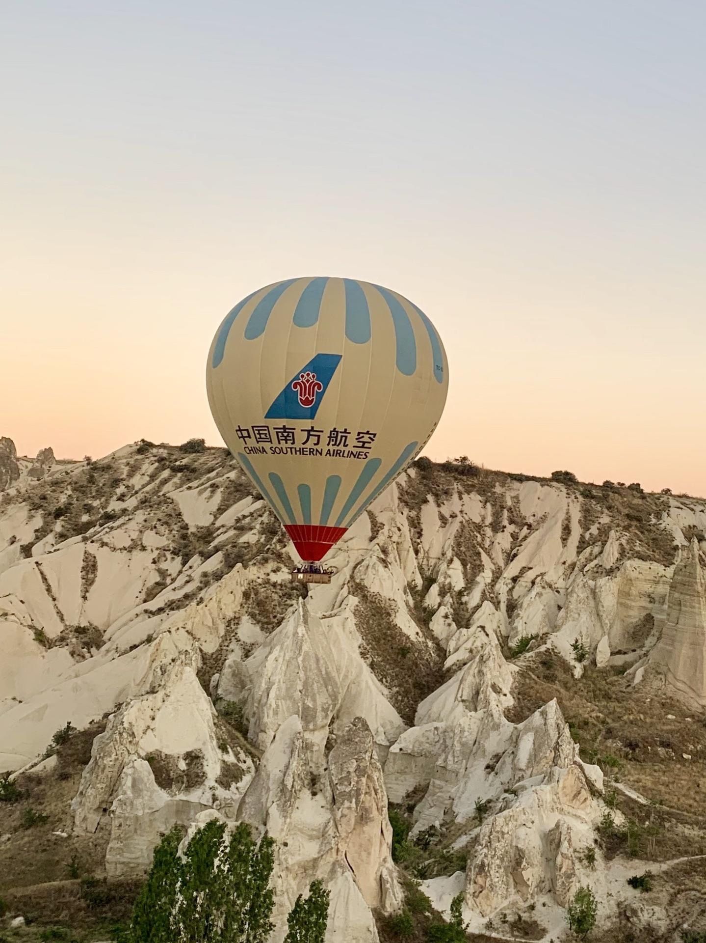 热气球|星月之国｜土耳其热气球、老爷车之旅