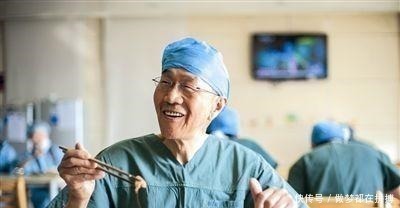 邵逸夫|32岁工程师查出胰腺癌! 手术太难没人敢接, 绝望之际他用一招救了自己！