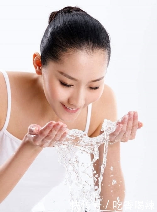 艾草|痘痘反复皮肤差?身材油腻?用这3个技巧,前任见你“肠子青了”
