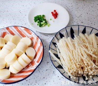 虾仁豆腐煲健康营养、不油不腻,一家人晚饭吃真舒服