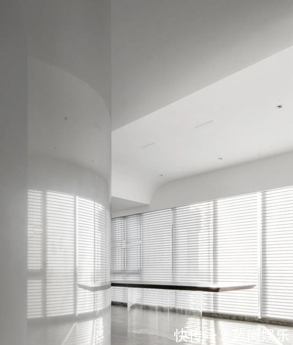 别墅|去他的豪宅风,95后宝爸拒绝奢侈,简装了289㎡的家,真心让人喜欢