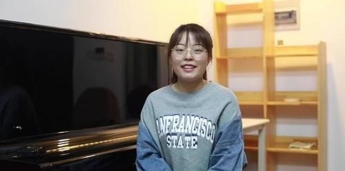 她是《好聲音》最年輕冠軍,因“另類”走紅,才一年就淪為路人!