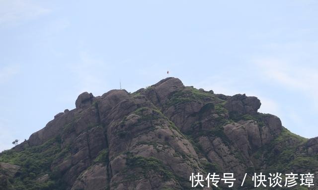 山组|看图：烟台海阳林寺山上的奇石多，有块“风动石”很出名