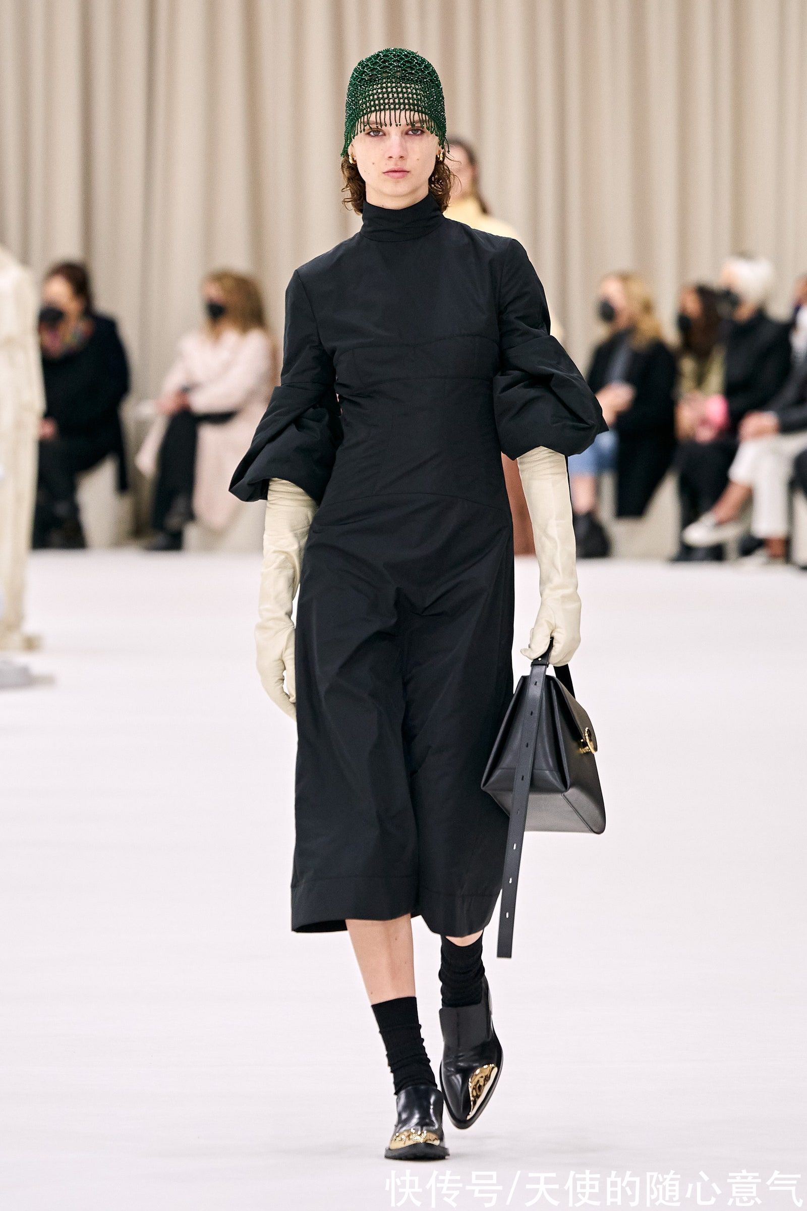 沙漏形|Jil Sander2022秋冬成衣系列经典看点细节分析