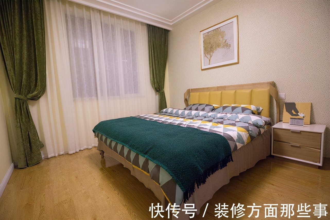 卧室|83平现代欧式二居室,清新的绿色与天然的木色相得益彰