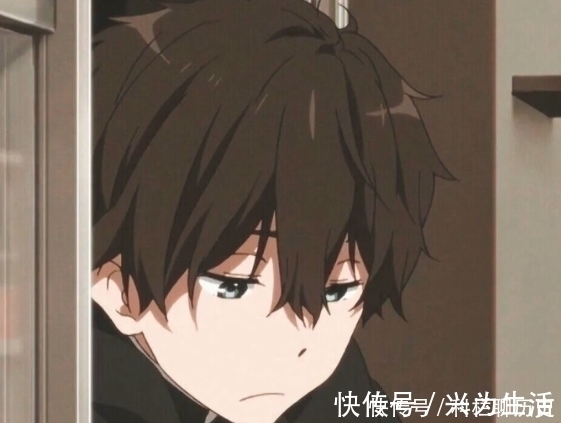 发型 最令男生“恶心”的3大发型,女生别以为很有魅力了,异性缘都躲着你