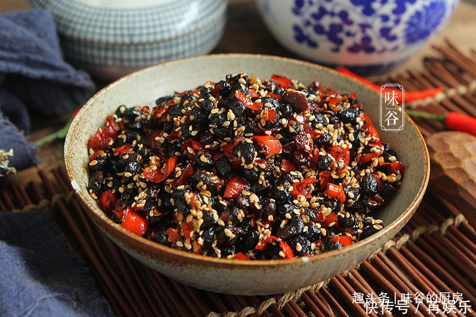 在家自制拌饭酱,做1次能吃大半年,耐存放,拌饭拌面炒菜都好吃