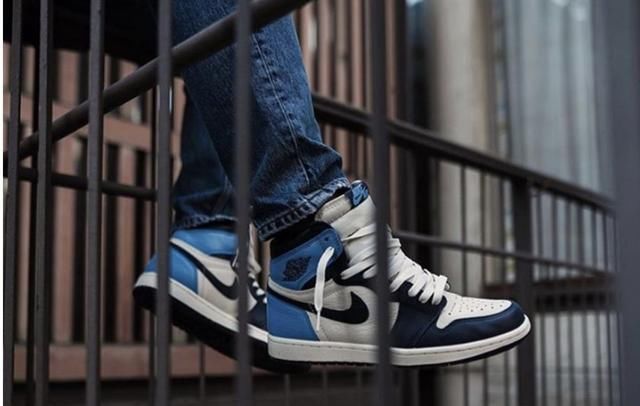 年底捡漏AJ1配色盘点 别跟着鞋贩子走才“真香”