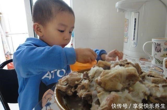 爆米花|忠告损害娃大脑的“五大杀手”,家长要警惕,否则影响智力发育!