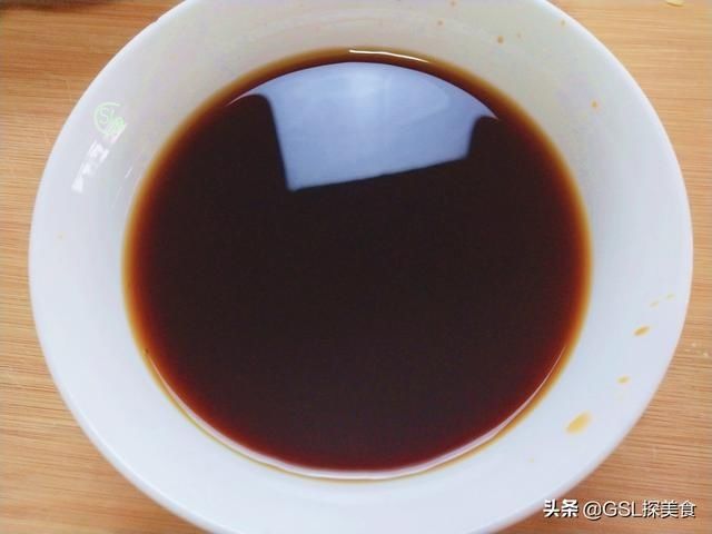  鸡蛋这样做，太香了，早餐搭配一碗面条，孩子吃了一大碗