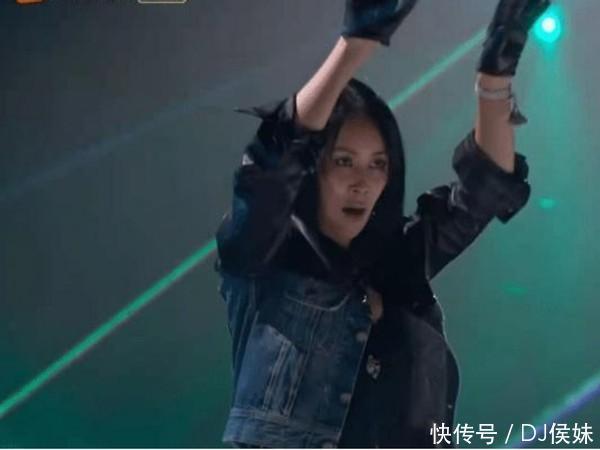 大姐大那英实力名不副实,上《浪姐2》紧张流泪,天后也会翻车