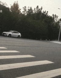 |搞笑GIF趣图:当你和男友聊天突然生气的时候!