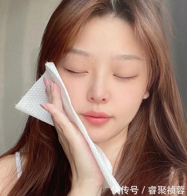 花印|屈臣氏哪些洗面奶好用?芙丽芳丝无添加,花印舒缓,你用过哪个