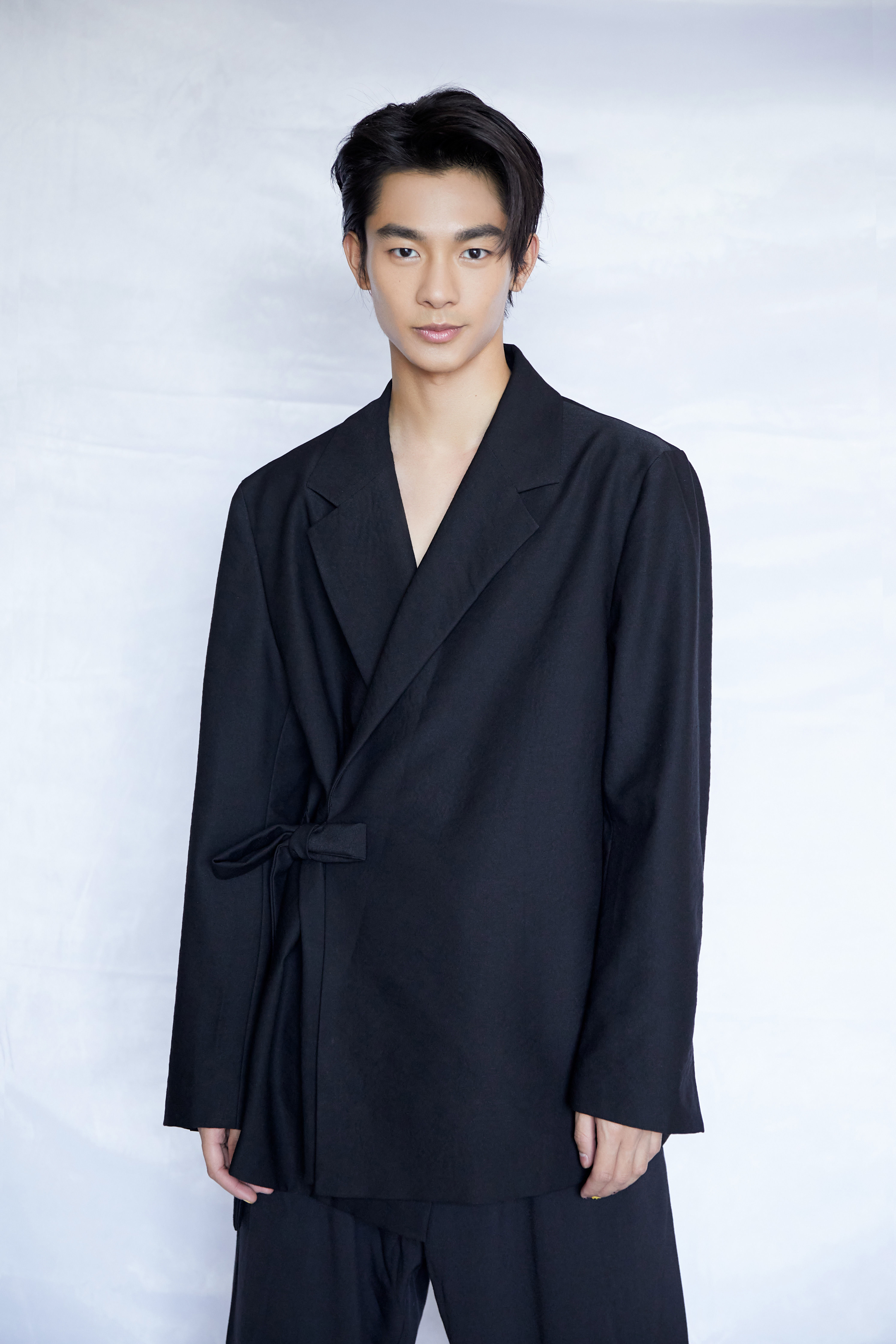 演《了不起的老爸》,"慵懒"张宥浩每场戏跑20遍|演员新势力