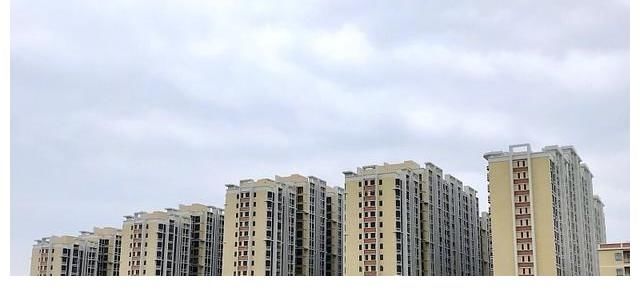 房地产行业|10年后，房子是“随便挑”还是“更买不起”？李嘉诚两句话说清