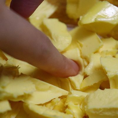 搅拌均匀|巧克力冰皮月饼