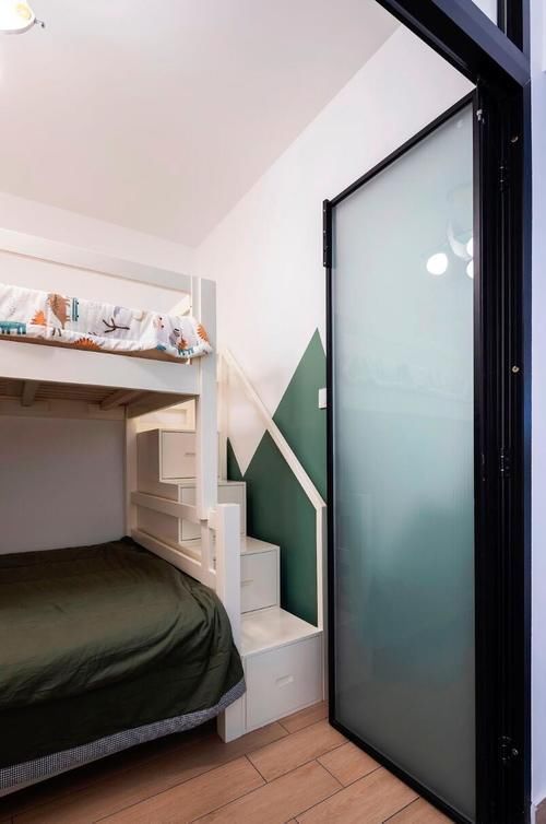 隔断|为方便上班,她买下38㎡老房,改造后满足5口人居住,佩服!