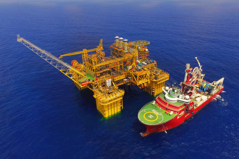 韩超:“深海宇航员”挺进“超深水”大气田