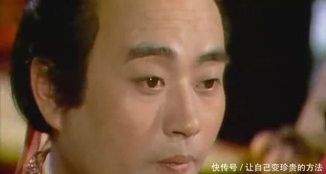 发怒|宝钗当众发怒，原因仅仅只是被宝玉笑她长得胖吗？事实没那么简单