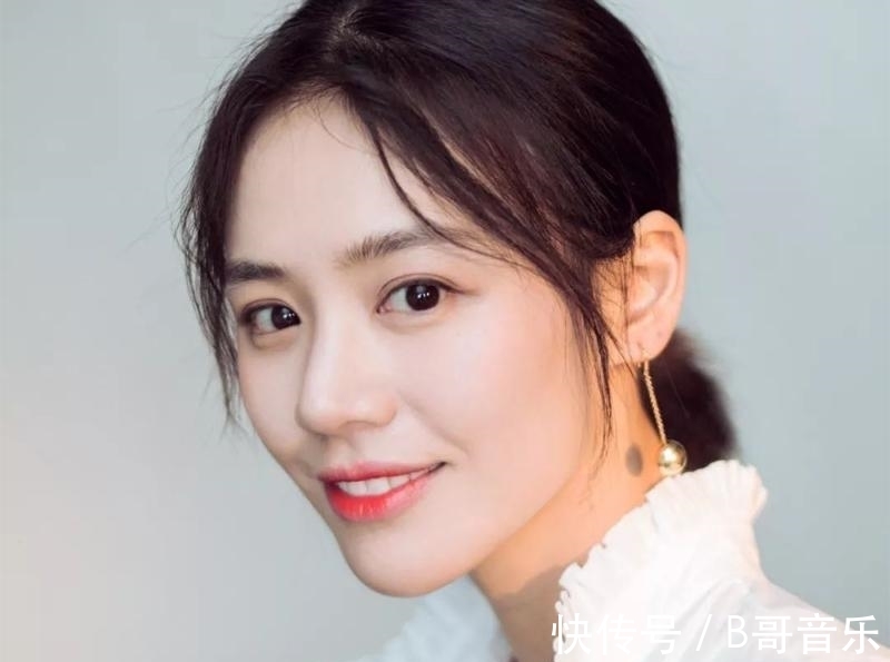 眉毛|女人不管漂亮与否,化妆尽量别犯这3个错误,廉价又显老气!