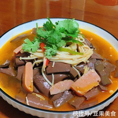 这道家常冒鸭血连续吃了3碗,全家人都一致好评