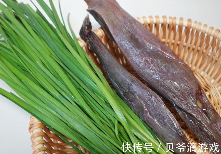 晒晒老公做的下饭菜,食材稀罕不常见,简单一炒端上桌,越嚼越香