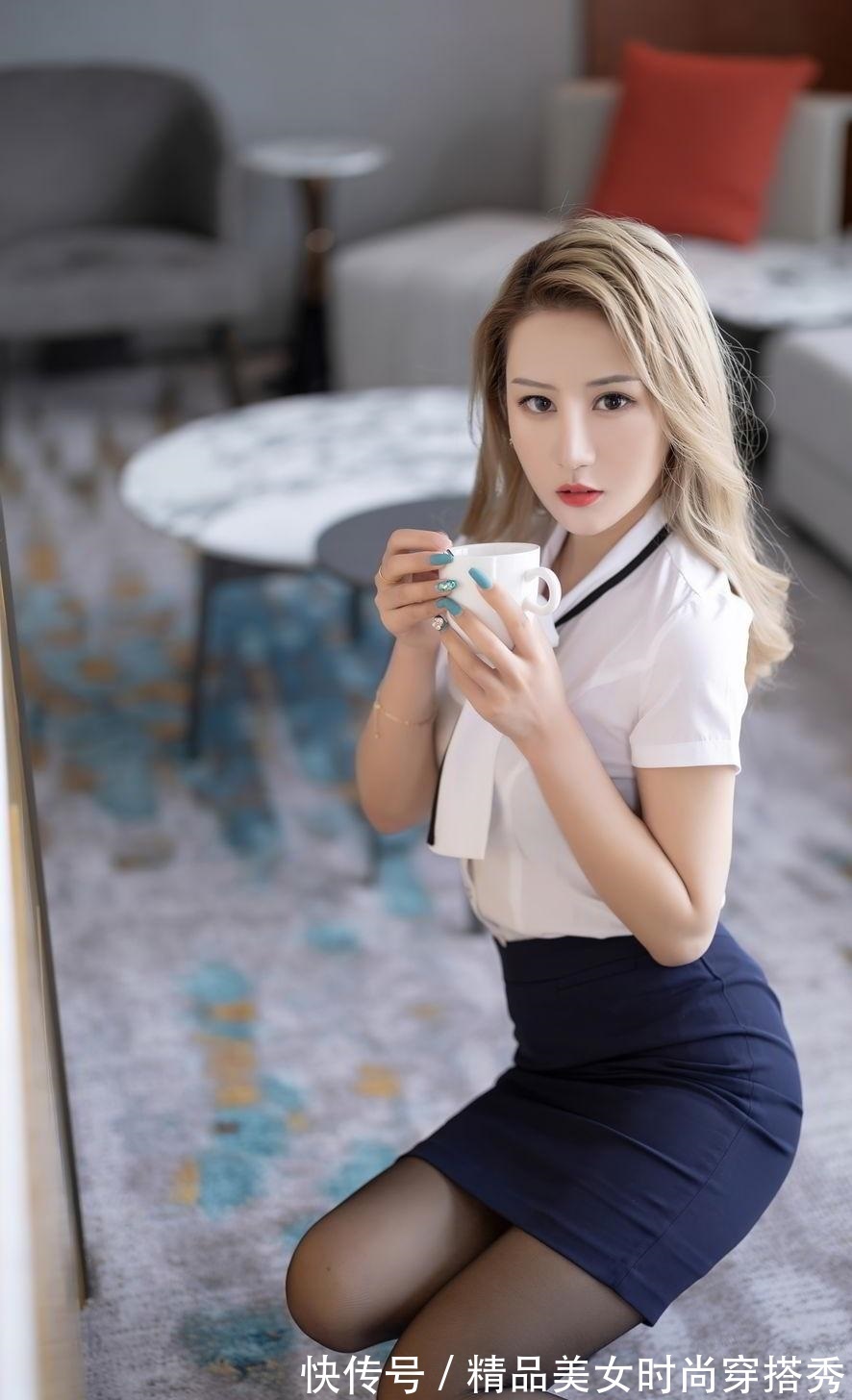 版型|温柔知性的职场穿搭,黑色衬衫搭配白色包臀裙,尽显优雅小女人味