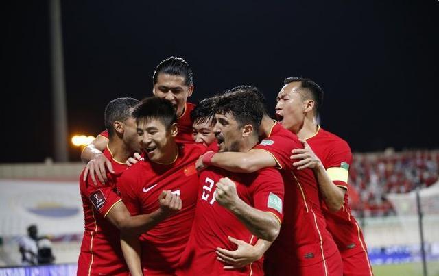 中国队|恭喜李霄鹏,阿兰,洛国富亲承归队,国足对战日本有望爆冷