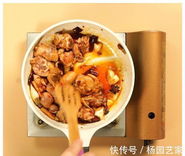 家常菜|江苏传统名菜啤酒鸡，最简单的料理方法，呈现鲜嫩爽口的家常菜！