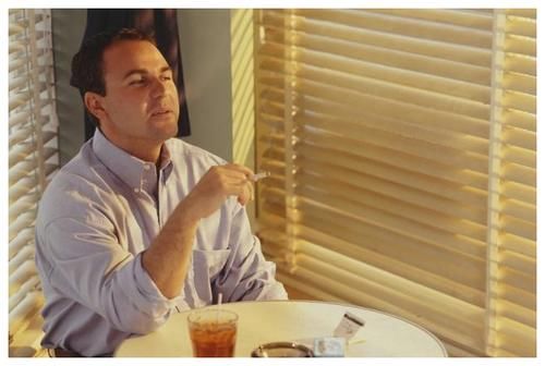 喝酒|男人悄悄偷走寿命的五个习惯,吸烟喝酒上榜,第一个很多人戒不掉