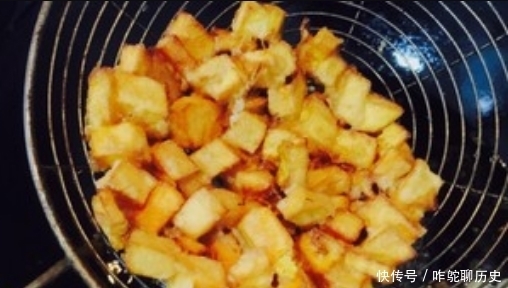 秋冬这菜新鲜又便宜,比吃萝卜更好,做饼酥脆营养,大人小孩抢着吃