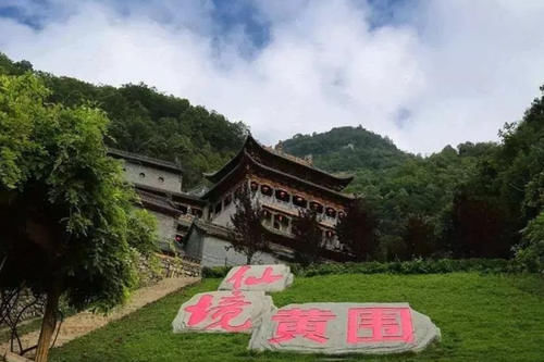 堪称|山西一“独特”景区广受“关注”，堪称“巨无霸”美景，游客不断