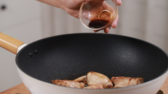 有鸡有肉还有虾