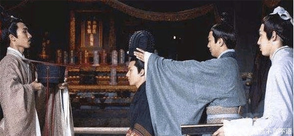  帽子|为什么常说“男怕摸头, 女怕摸腰” 答案原来是这样！