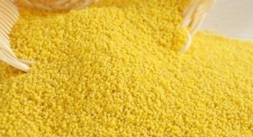 本草纲目|小米粥遇上它,大肚子没了,失眠好了女人不想满脸皱纹,可以试