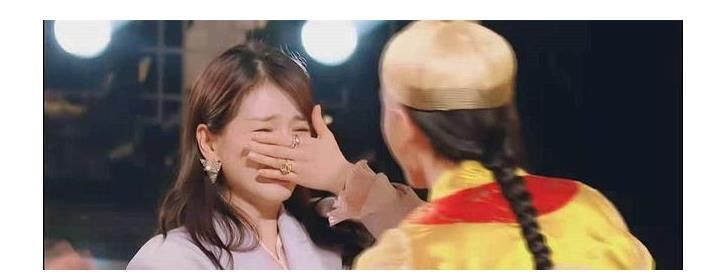 《是女演员》导师拖后腿,刘涛背锅泪洒现场,老演员水平就这?