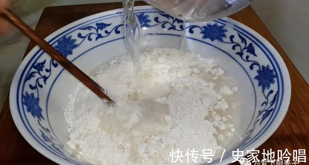 新手|早餐饼怎么做才简单吗，教你一招，5分钟烙三张，新手一次就成功