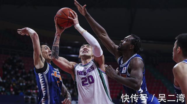 陶汉林|轰22+20+2帽力压王哲林!他才是本赛季第一中锋?