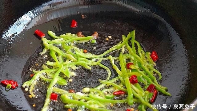 上桌|中秋家宴,这菜莫错过,营养美味又爽脆,端上桌大人小孩都喜爱