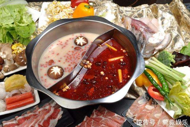 火锅店“倒墨汁”以示清白,其实是障眼法,欺负我没读过书