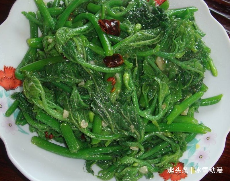 補(bǔ)充眼睛營養(yǎng)緩解疲勞，孩子愛吃保護(hù)視力營養(yǎng)菜，清淡營養(yǎng)維C高