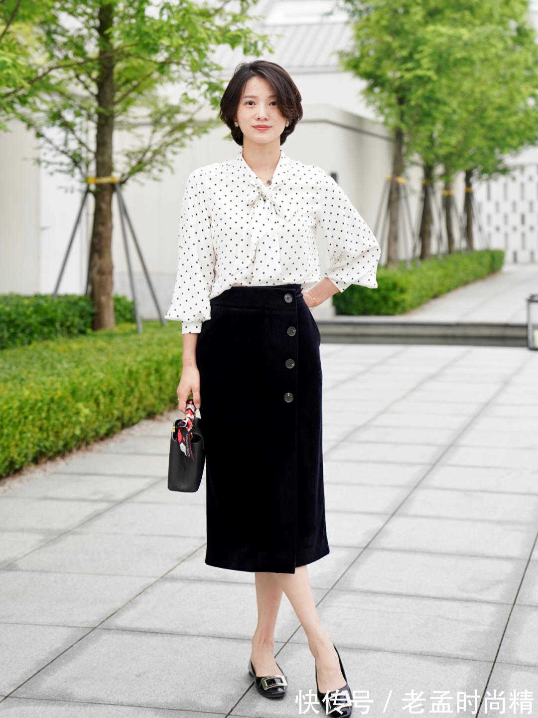 半身裙|会穿衬衫也很迷人,看这样穿多美,小细节打造气质美丽又大方